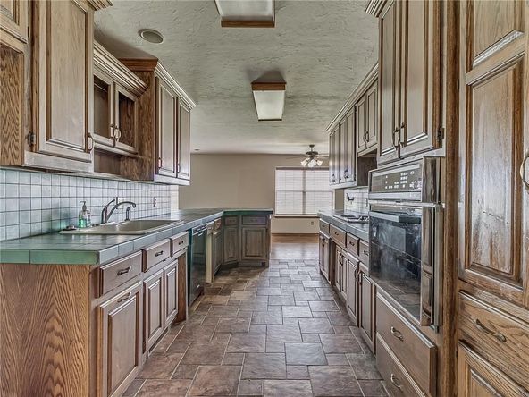 12875 W Waterloo Rd, Edmond, OK 73025